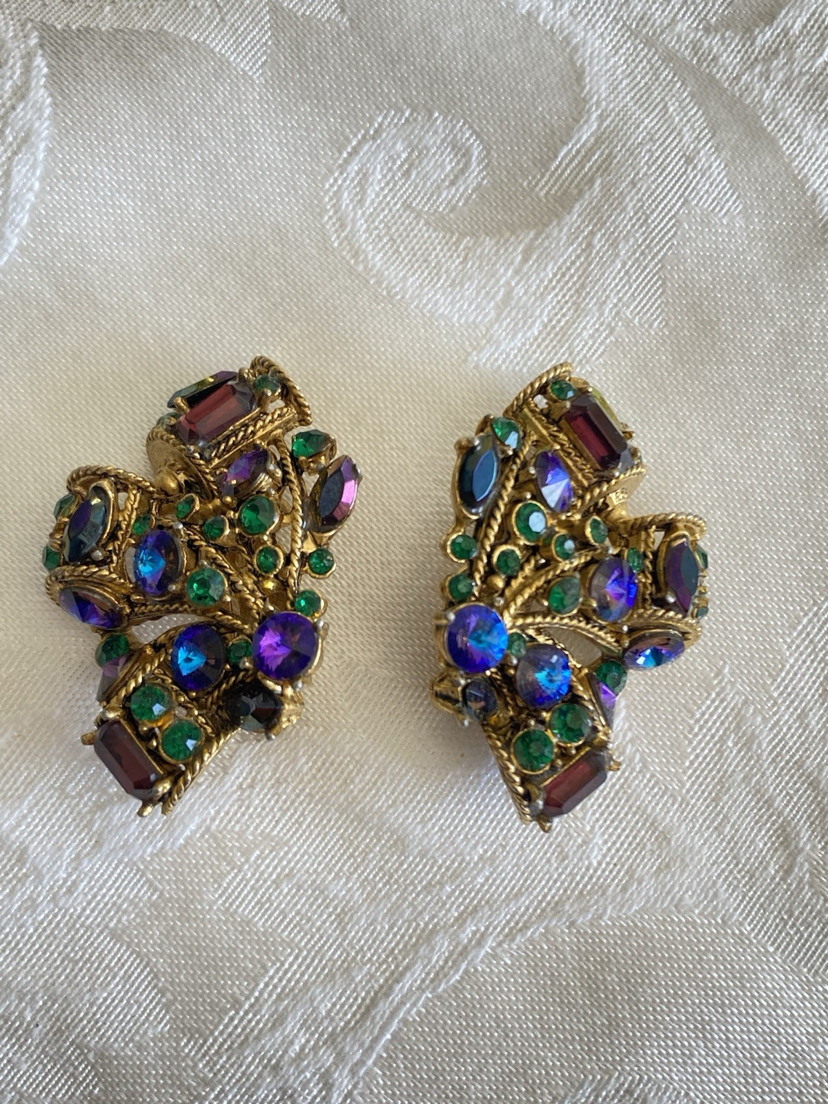 Vtg Blythe & Blythe Purple/ Blue Rivoli Stones Amethyst Baguette Clip Earrings