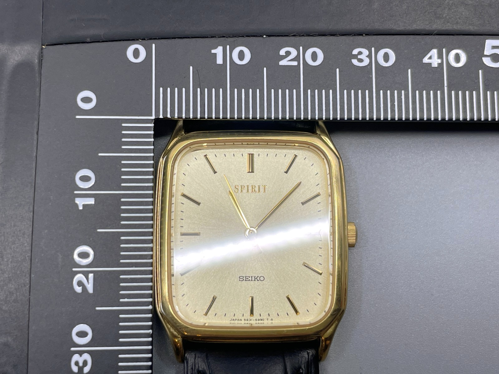 Vintage 1994 Seiko Spirit 5E31-5B50 Gold Tank Qz 27mm Mens Watch -US STock