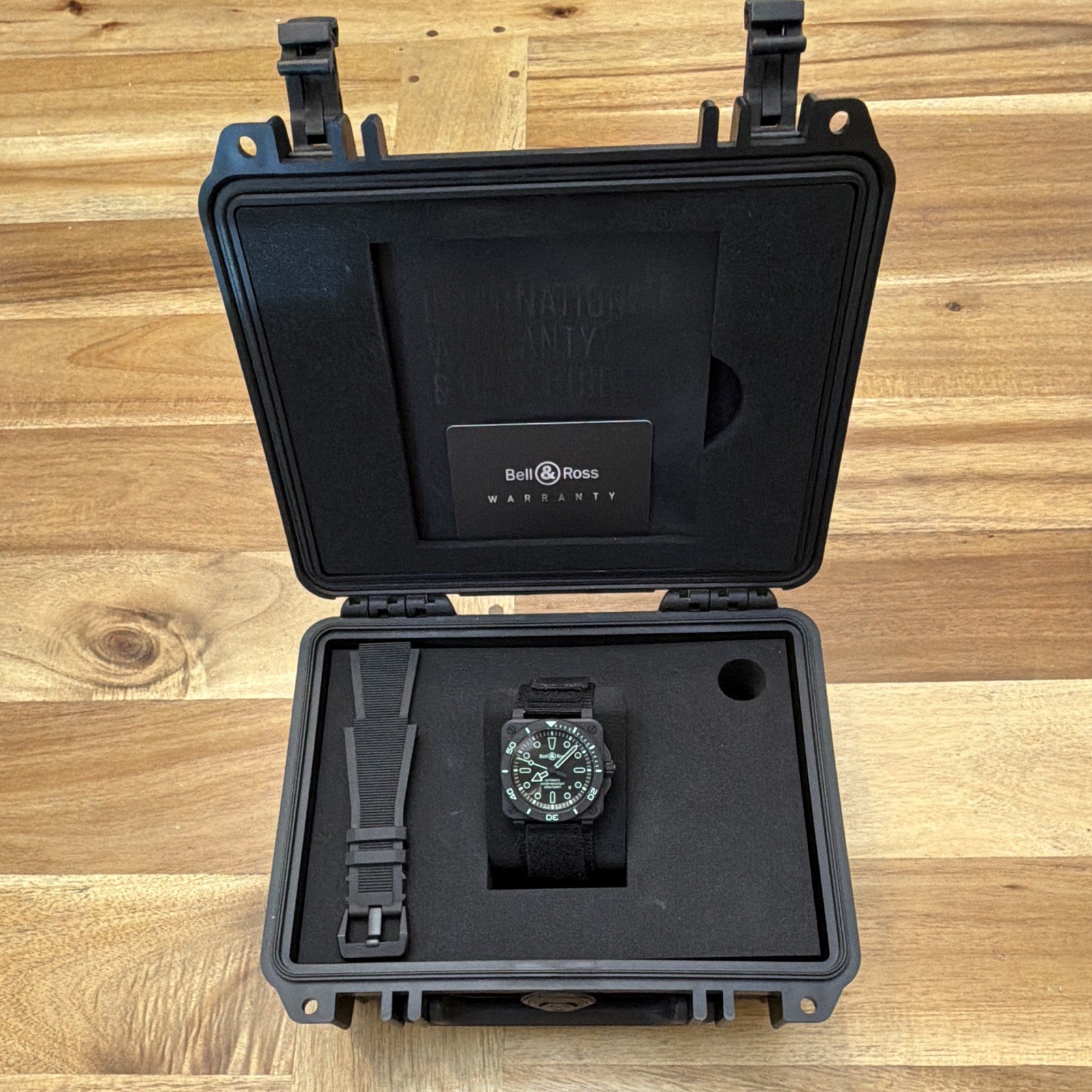 Bell & Ross BR-03 DIVER LUM OUTLINE 42 mm – BR03A-D-OL-CE/SRB Auto