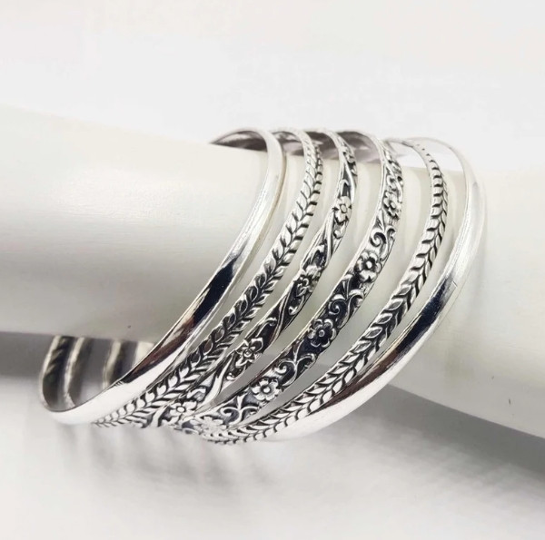 Solid 925 Silver 6 Set of Silver Bangles Handmade Designer Women Bangles SR109