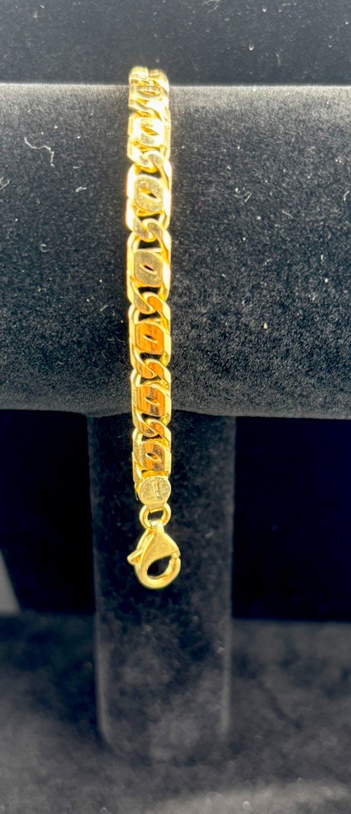 18K Solid Yellow Gold Italian Link Bracelet 21.78 Grams 6.2 MM 9.5 Inch