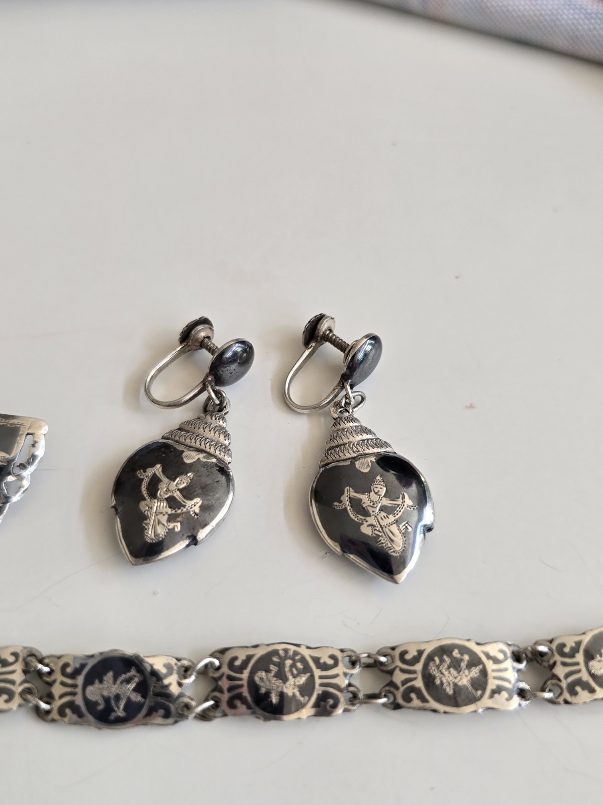 Vintage Siam Sterling Silver Niello Fan Brooch Earrings Bracelet Jewelry Set