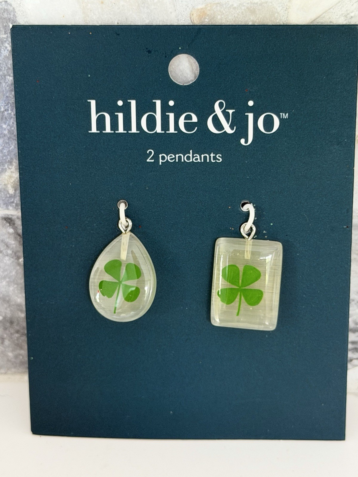 2 Packs (4 Pieces) Hildie & Jo 4 Leaf Clover Resin Pendants Oval And Square