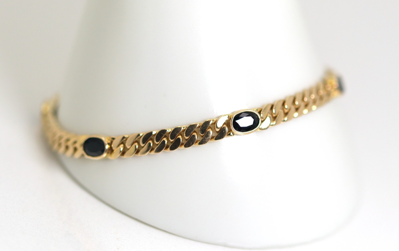 Yellow Gold Curb Sapphire Oval Gemstone Bracelet 585 – 14kt WG Hallmarked L: 21cm