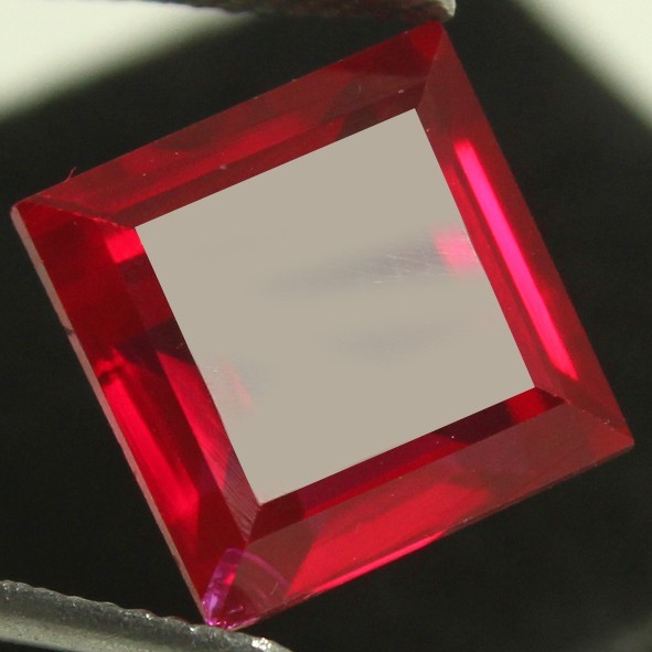 Natural 9.35 Ct Certified Mogok Pigeon Blood Red Ruby 10×10 MM Square Gemstone