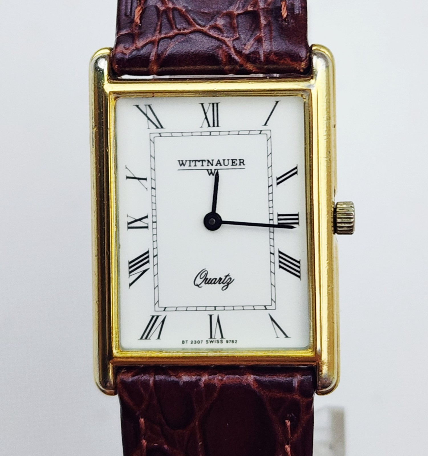Men’s SWISS Vintage Watch WITTNAUER “Tank” 9782. Midsize