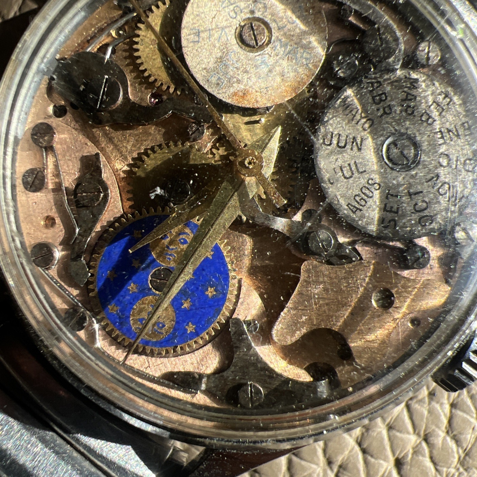 Vintage Men’s Valjoux 90 Triple Date MOONPHASE Large Case Project Running