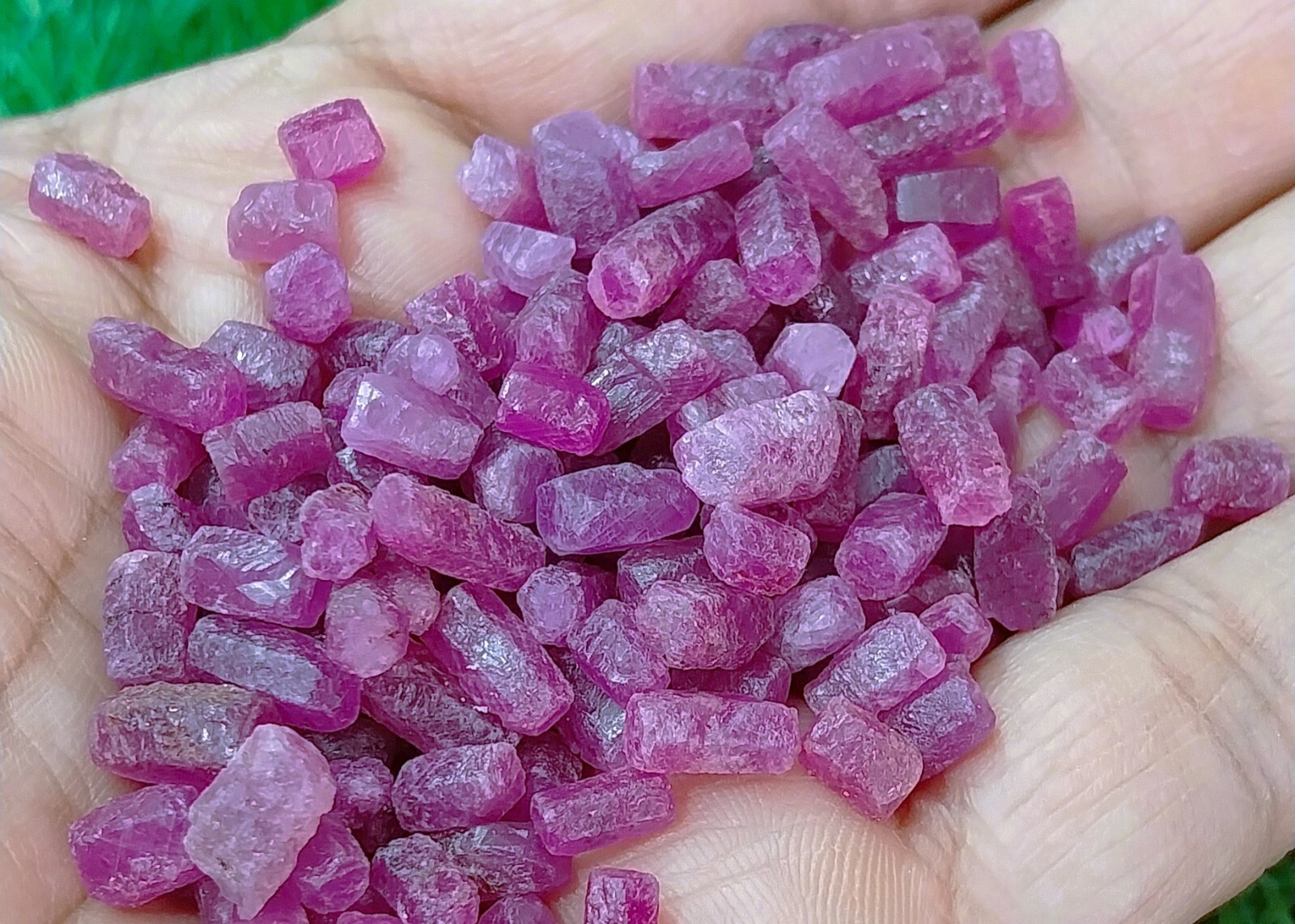 Natural 100% Ceylon Pink Sapphire Rough Loose Unheated Sapphire Rock 1000 Ct-Lot