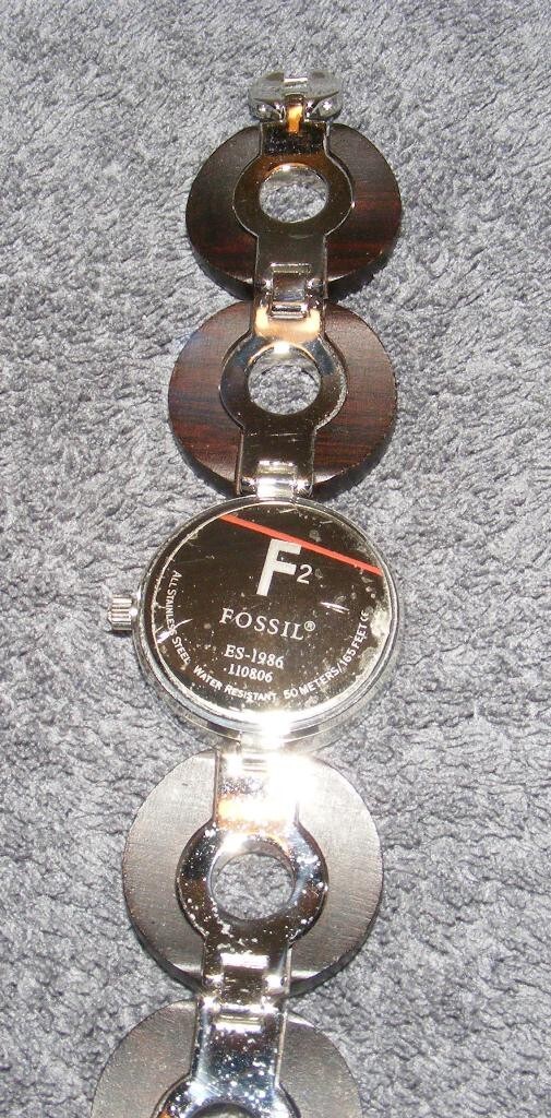 FOSSIL F2 50 METER/165 FEET ES 1986 WATER RESISTANT WOMEN’S WATCH L10806 GUC