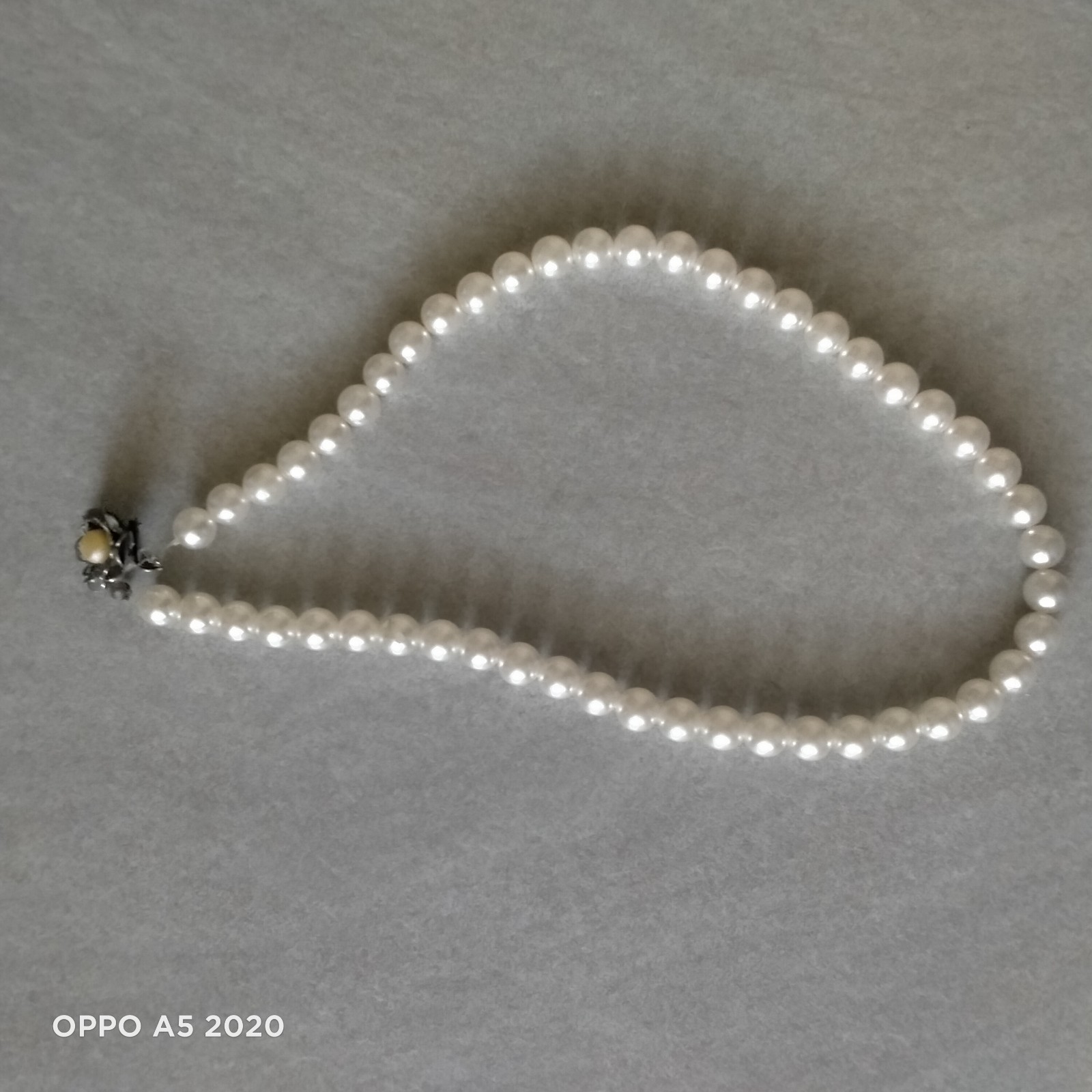 Vintage 1950s/’60s High Fashion Necklace. The necklace weighs 41 grams.