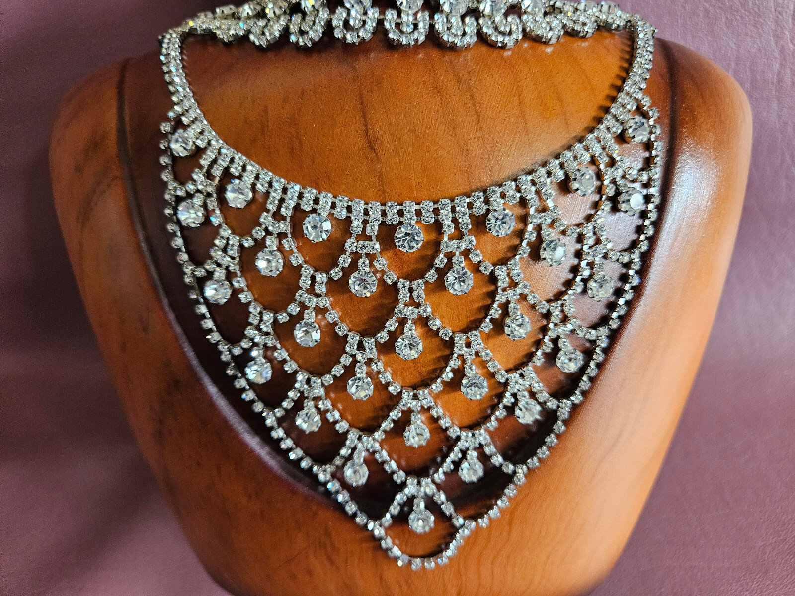 Vintage 40’s Bridal Prom Evening Bib Drop Clear Rhinestones Necklace 17 1/2″