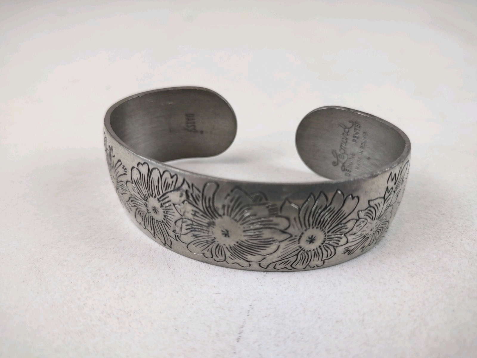 Vintage Leonard Pewter Cuff Bracelet Daisy Pattern – Made in Bolivia