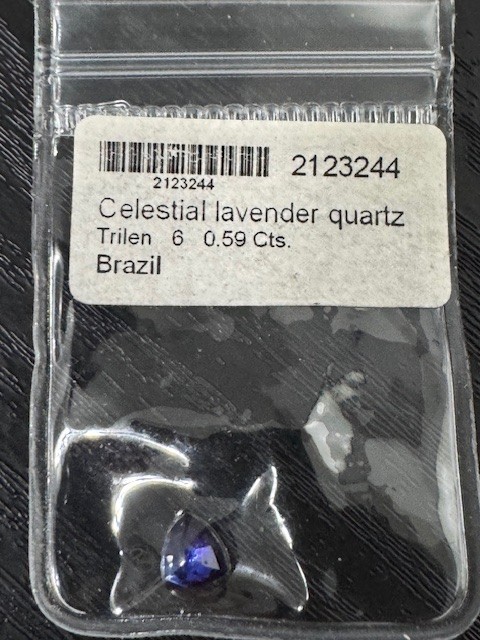 0.59 Cts – Celestial Lavender Quartz – Trillion – Brazil, jewelry