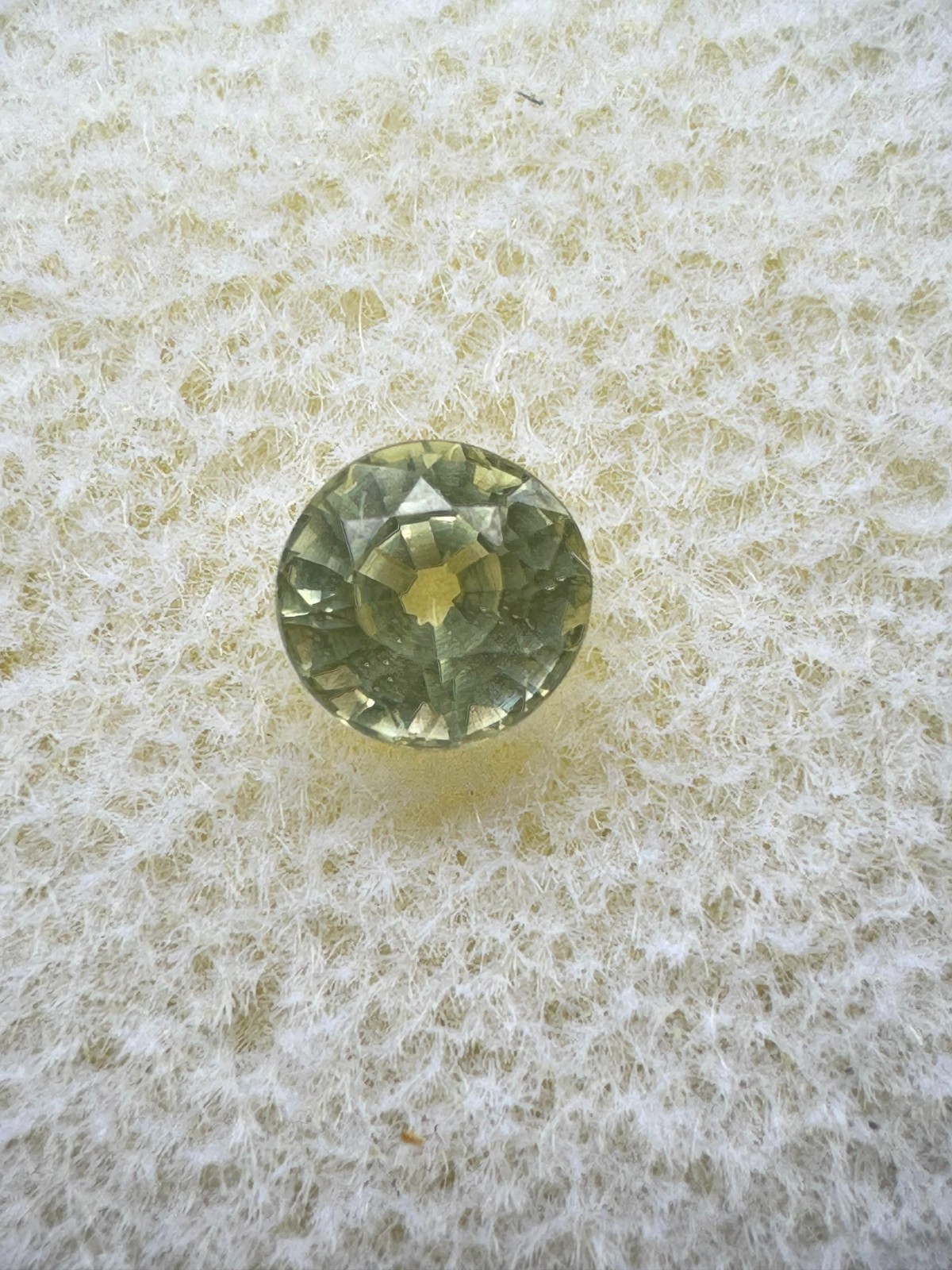 Lemon Green CHRYSOBERYL, 0.48 Carat, 4.5 mm, Round, Clean. Natural Gemstone #54