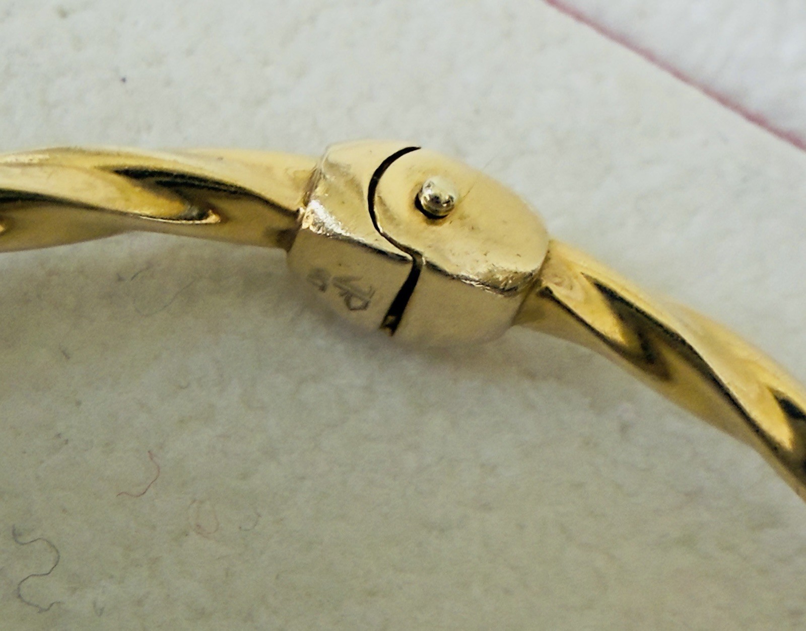 Vintage 14k Yellow Gold Twisted Rope Hollow Bangle Bracelet 6.3 Inches. 4.1gr