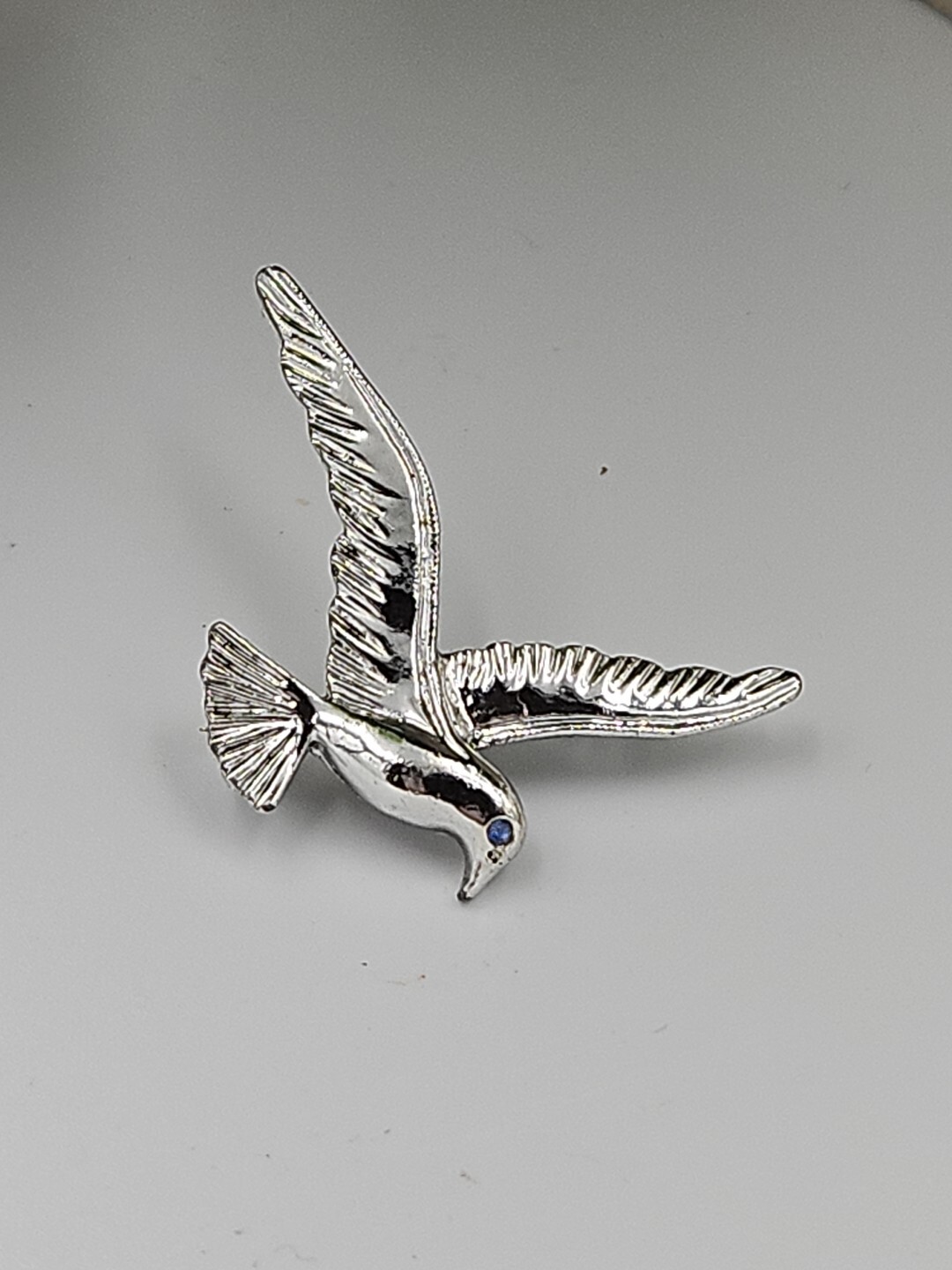 Vintage Gerrys Silvertone Brooch Bird In Flight