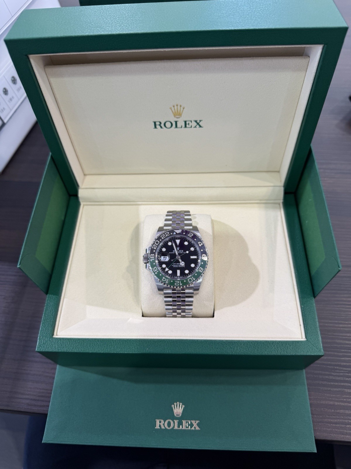 2026 Rolex GMT Master II Sprite 126720VTNR 40mm Green and Black Steel Box Papers