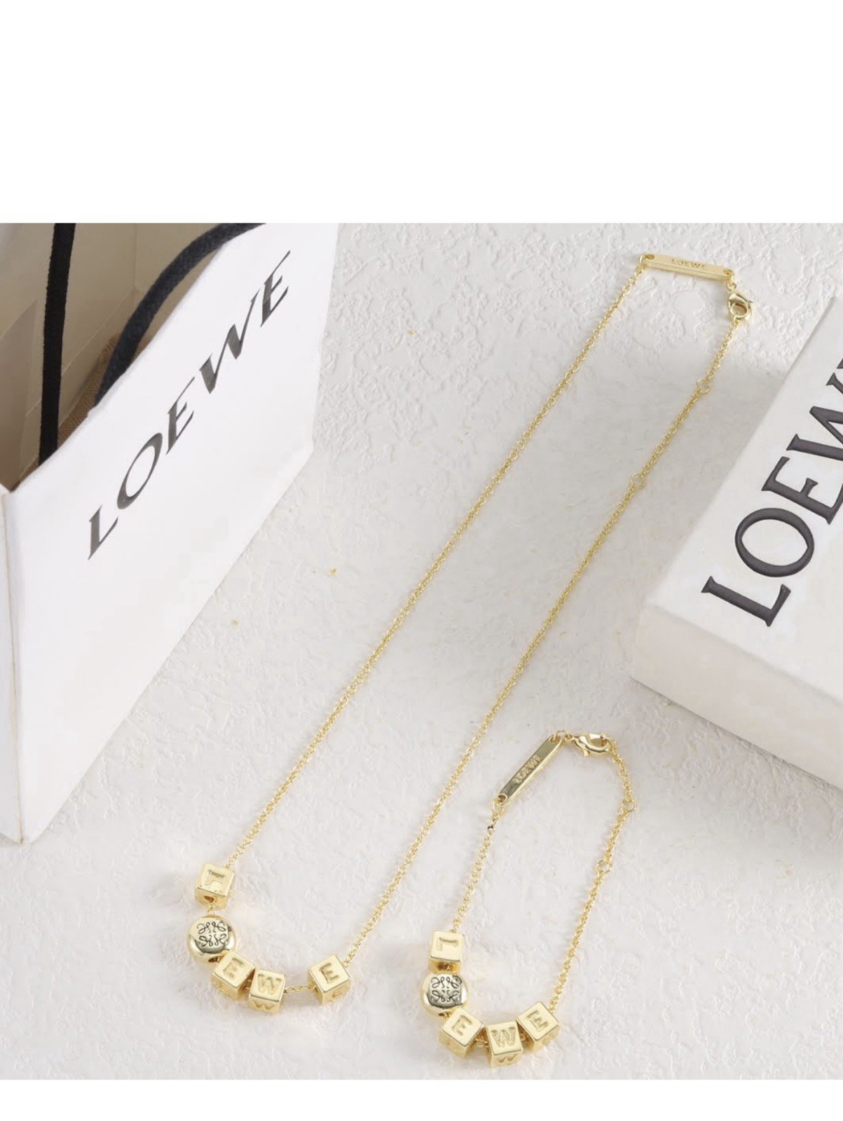 Silver Tone Faux Pearl Cable Chain Necklace Logo Charm Crystal Lobster Clasp