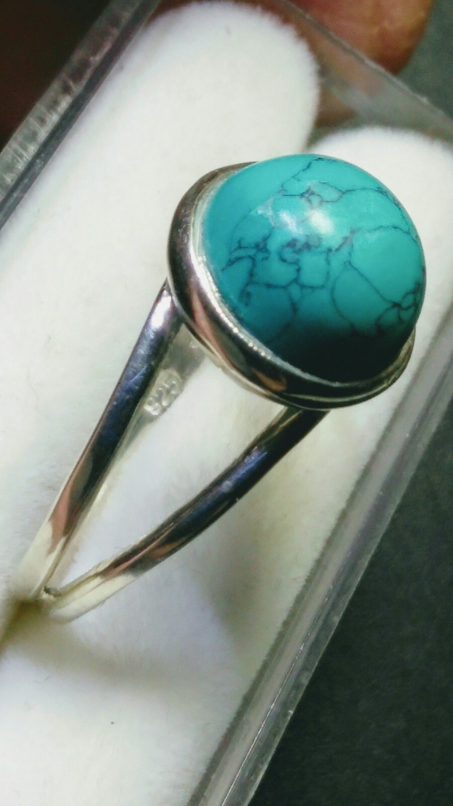APPEALING TURQUOISE IN STERLING SILVER.925 RINGS SIZE 9.0-9.25 AND 8.25-8.5!