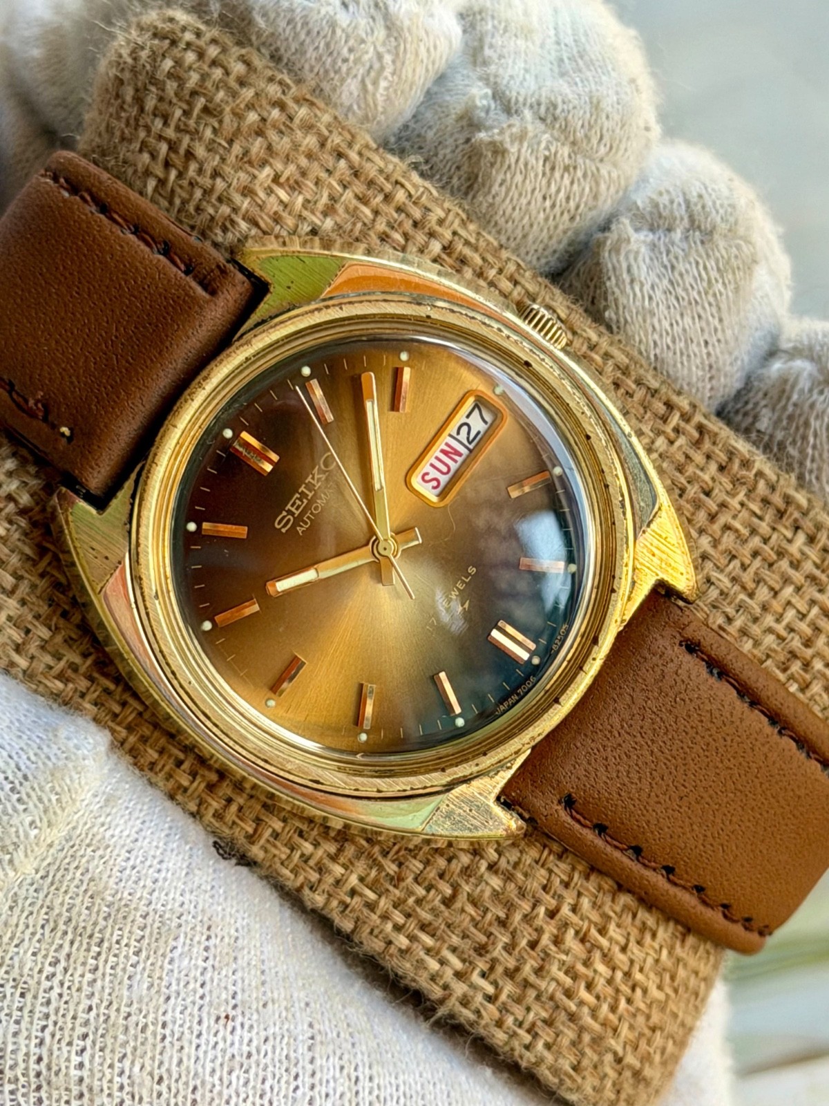Seiko Vintage Automatic 17 Jewels Day Date Brown Sunburst Dial Gold Plated Men’s