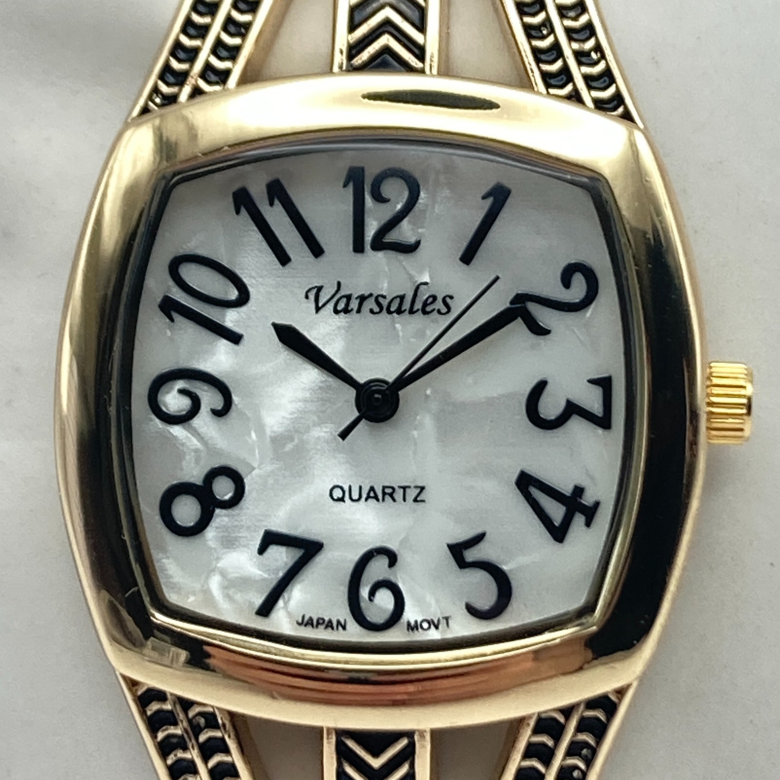 Varsales Women’s Watch Gold Tone Cuff MOP Dial Textured Band New Battery 6.75″