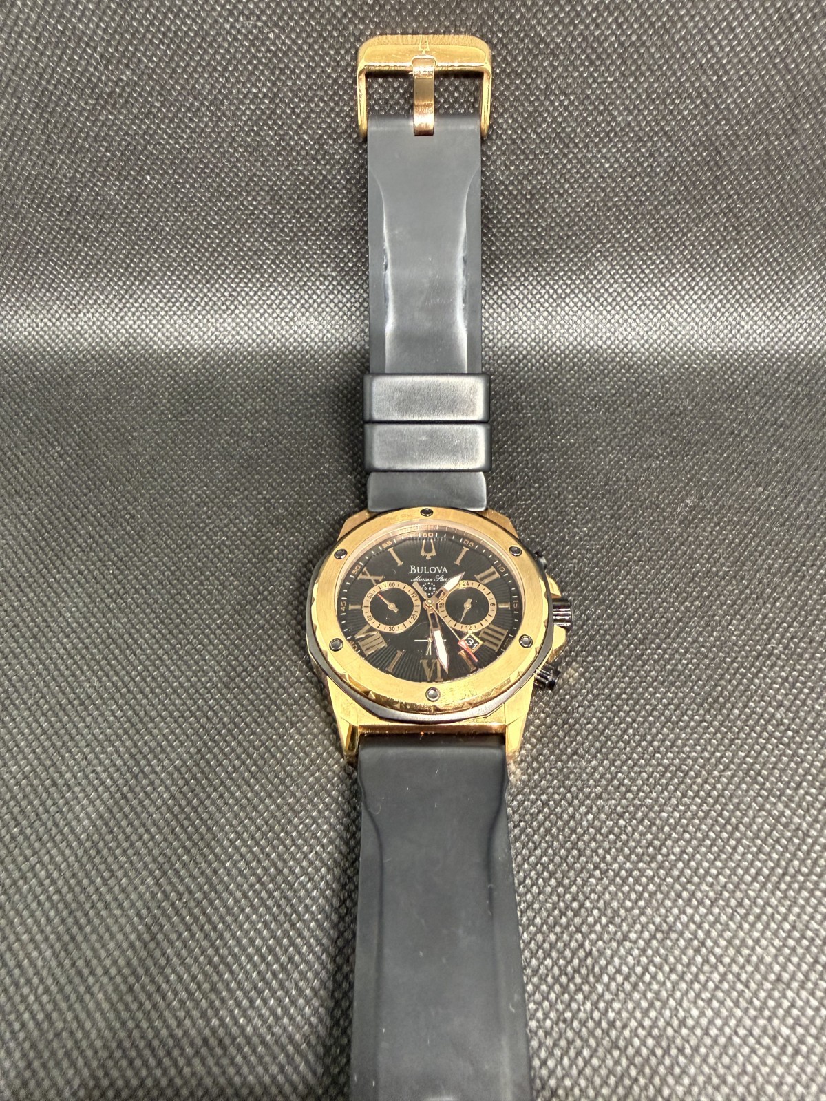 Bulova Marine Star 98B104 Mens Watch Gold Case Blk Rubber Strap 44mm Running