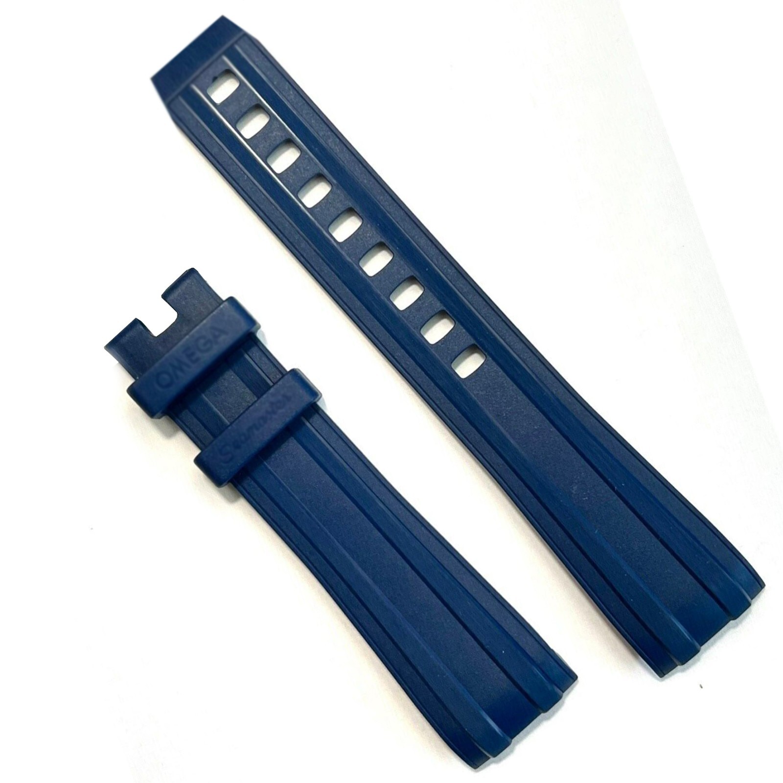 20mm Curved Blue Rubber Silicone Strap for 41mm Omega Seamaster PRO CVZ015753