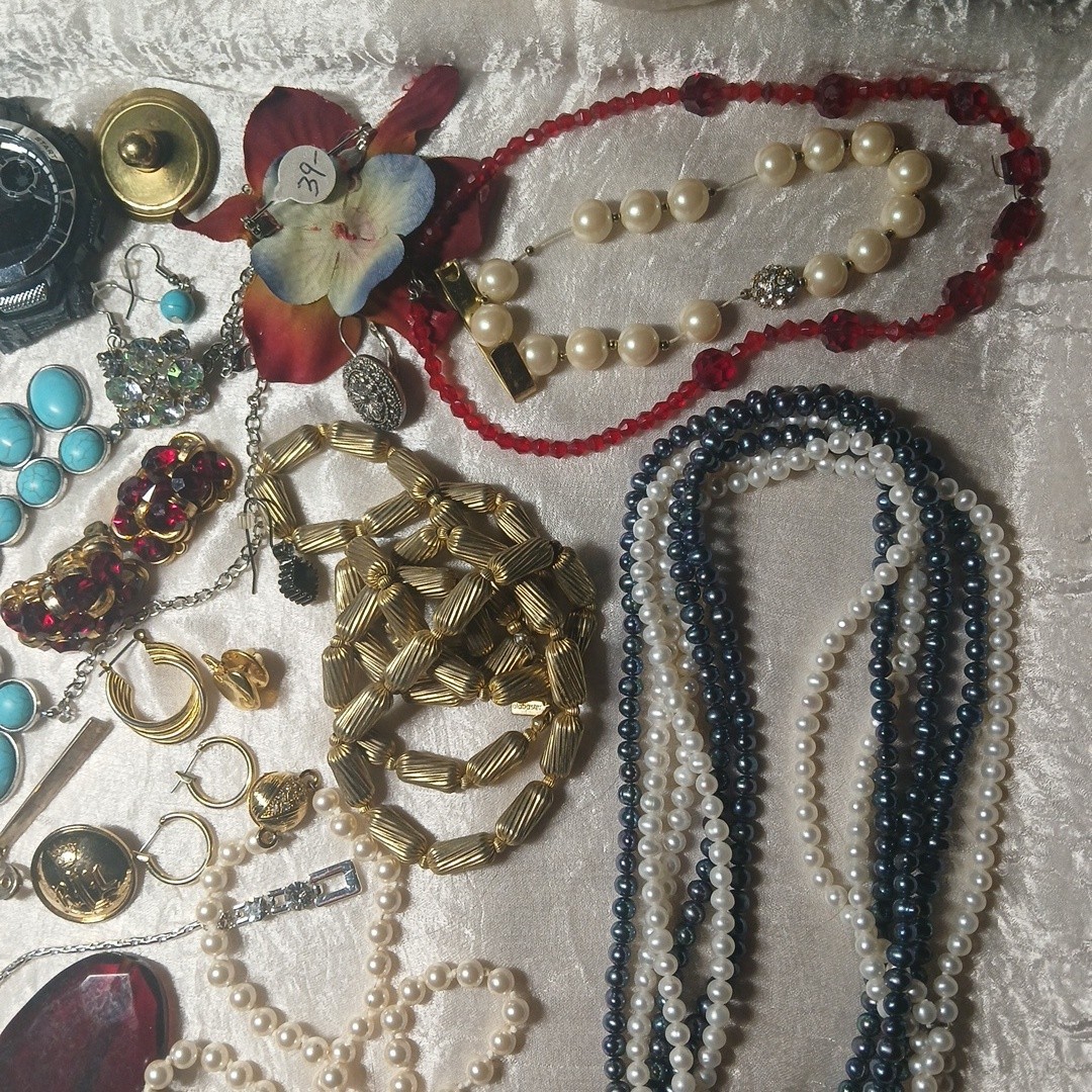 Unsorted Junk Drawer Jewelry Lot Broken Repair Salvage Crafts Pearls Rhinestones