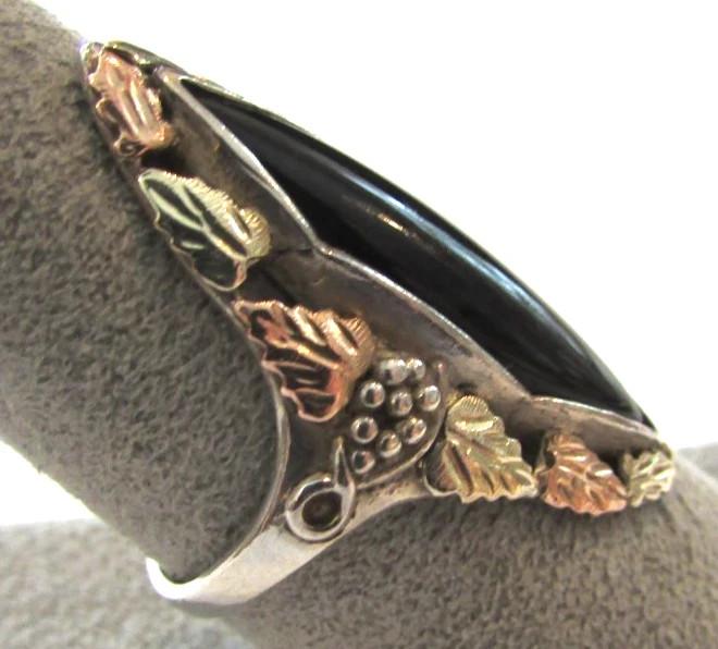 Black Hills Gold & Sterling Silver Elongated Onyx Ring Sz 8 1/4