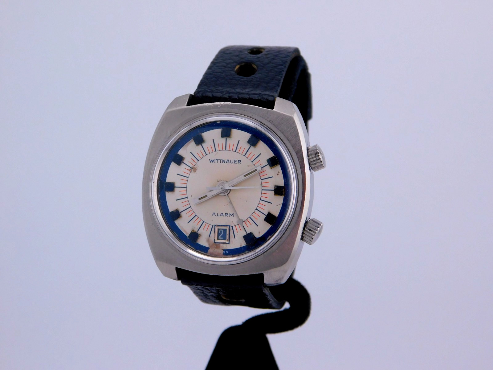 VINTAGE WITTNAUER WRIST ALARM 17J SWISS MENS WRISTWATCH SERVICED W/BOX C.1970