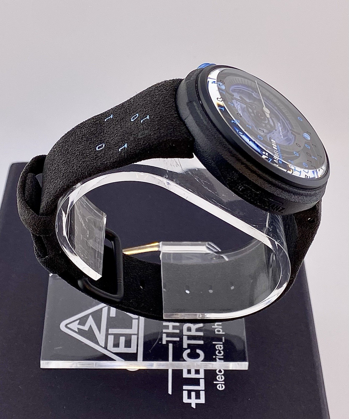 THE ELECTRICIANZ LABEL NOIR•AUTOMATIC•LED LIGHTING•BRAND NEW•BOX & PAPERS