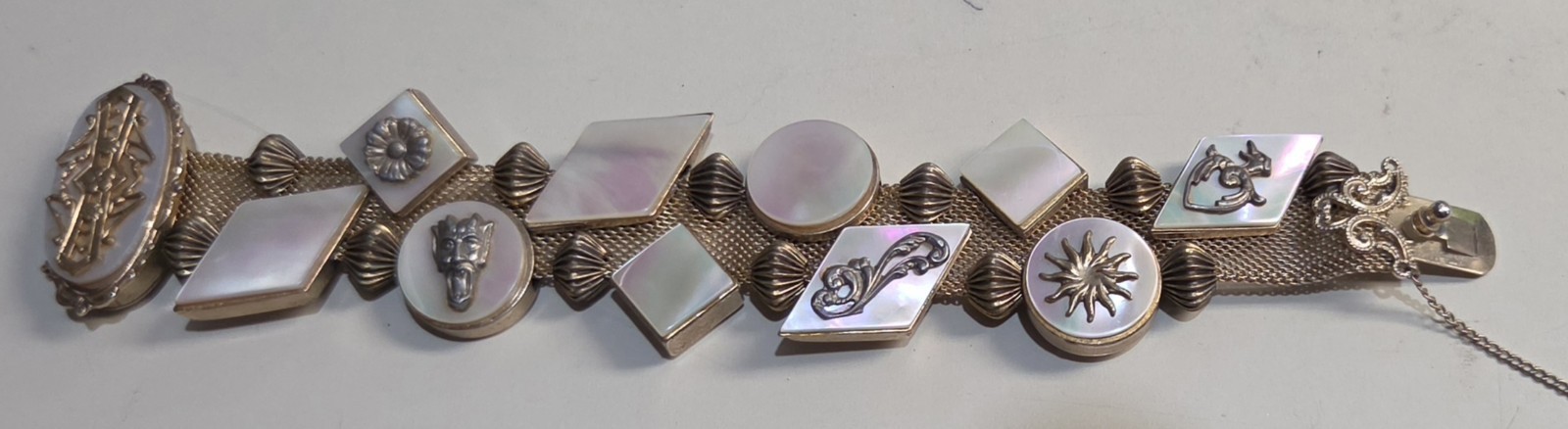 Vintage VICTORIAN ABALONE Goldtone MOTHER OF PEARL Charm Mesh BRACELET 7.5″L