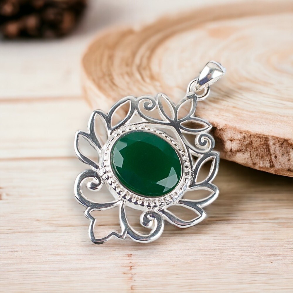 Green Onyx Gemstone 925 Sterling Silver Jewelry Handmade Pendant 1.48″ For Her