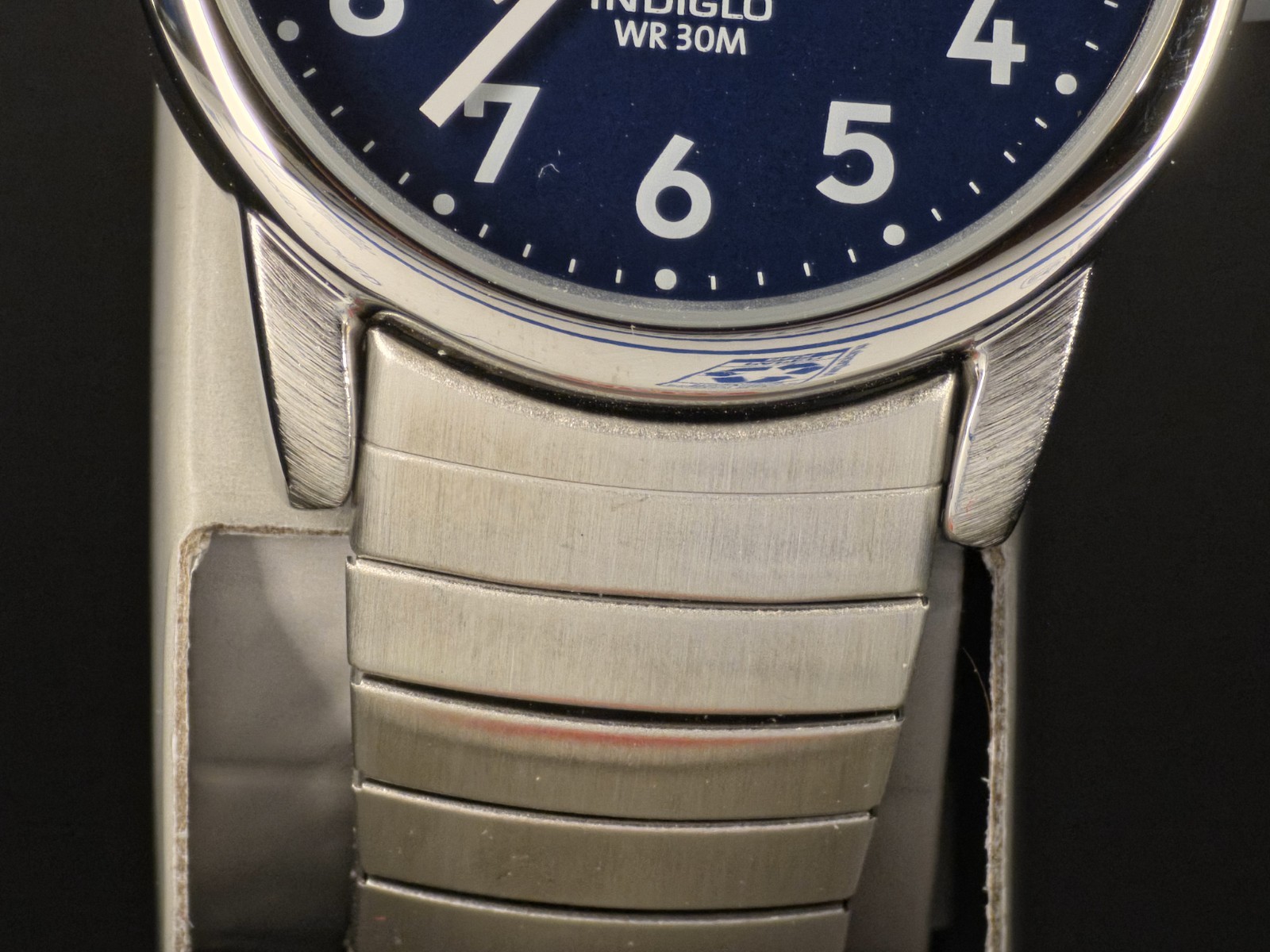 Timex T20031, Easy Reader, Men’s, Silvertone Expansion, Indiglo, Day/Date, NEW