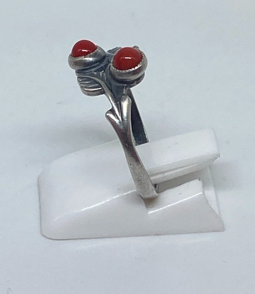 Vintage USSR cupronickel ring. Size 7 . Weight 1.95 g. Women’s jewelry.