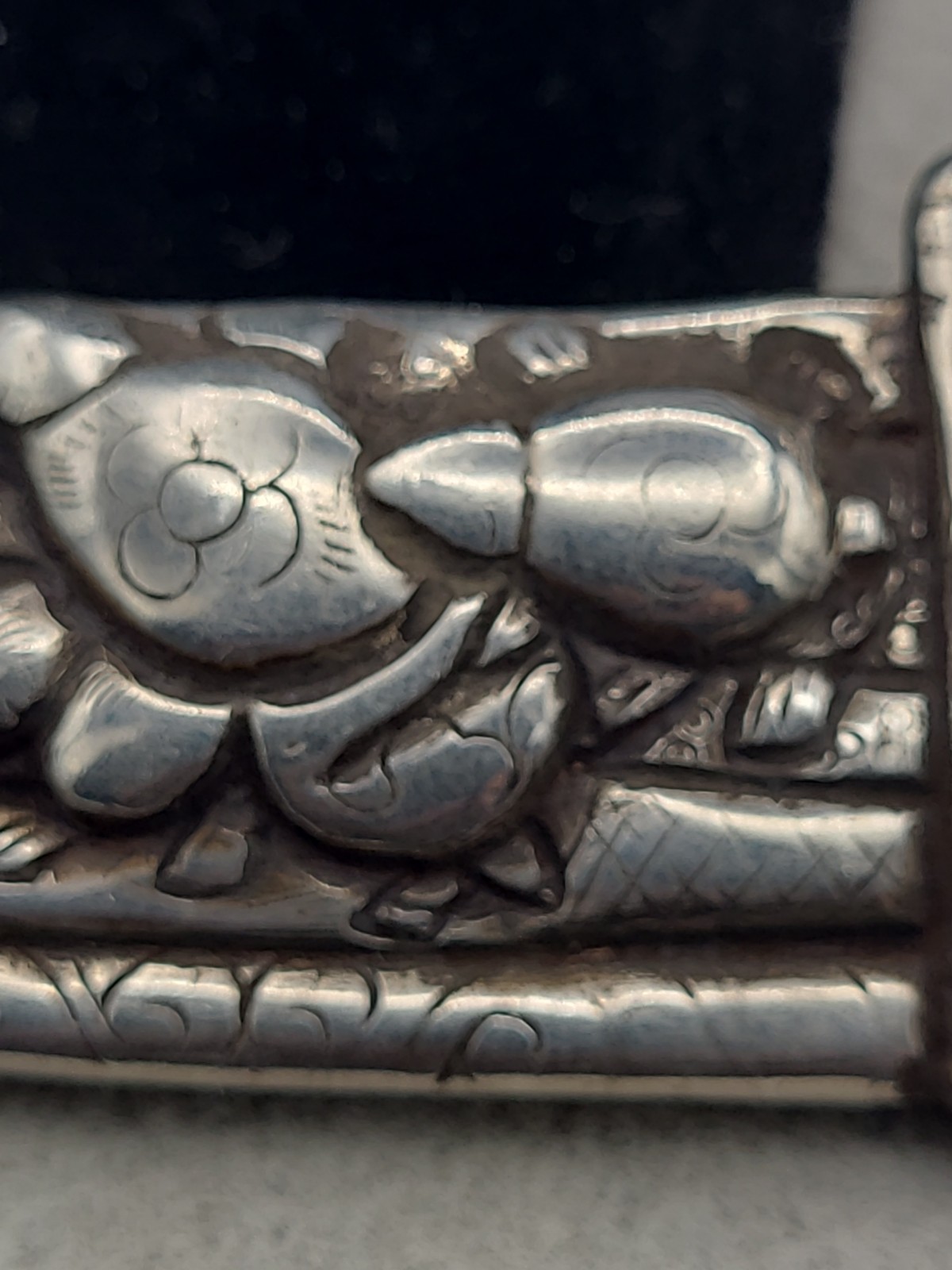 Vintage Large Sterling Silver 25.1 Grams Import Bead W/ Turtles 3 1/2″× 1 1/4″