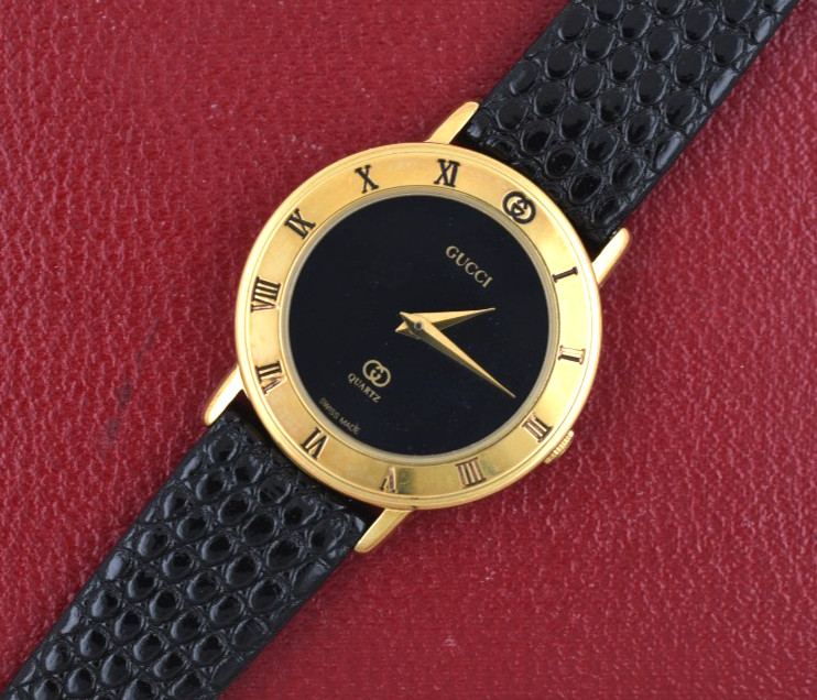 GENUINE Gucci 3001 L Quartz Wrist Watch EXCELLENT 25.5mm W/ Strap