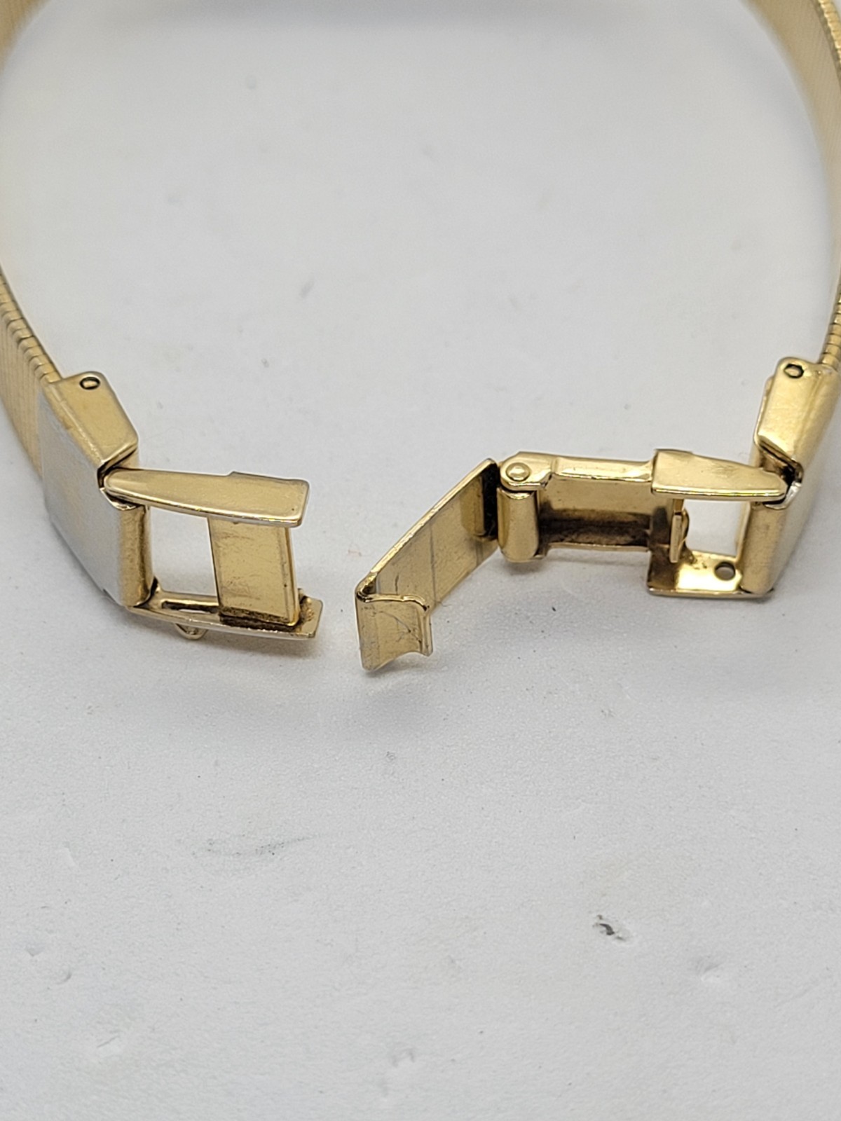 Works Vintage Seiko Women Watch Quartz Gold Tone 14mm 1F20-5C90 Fits 6.25″ (108)
