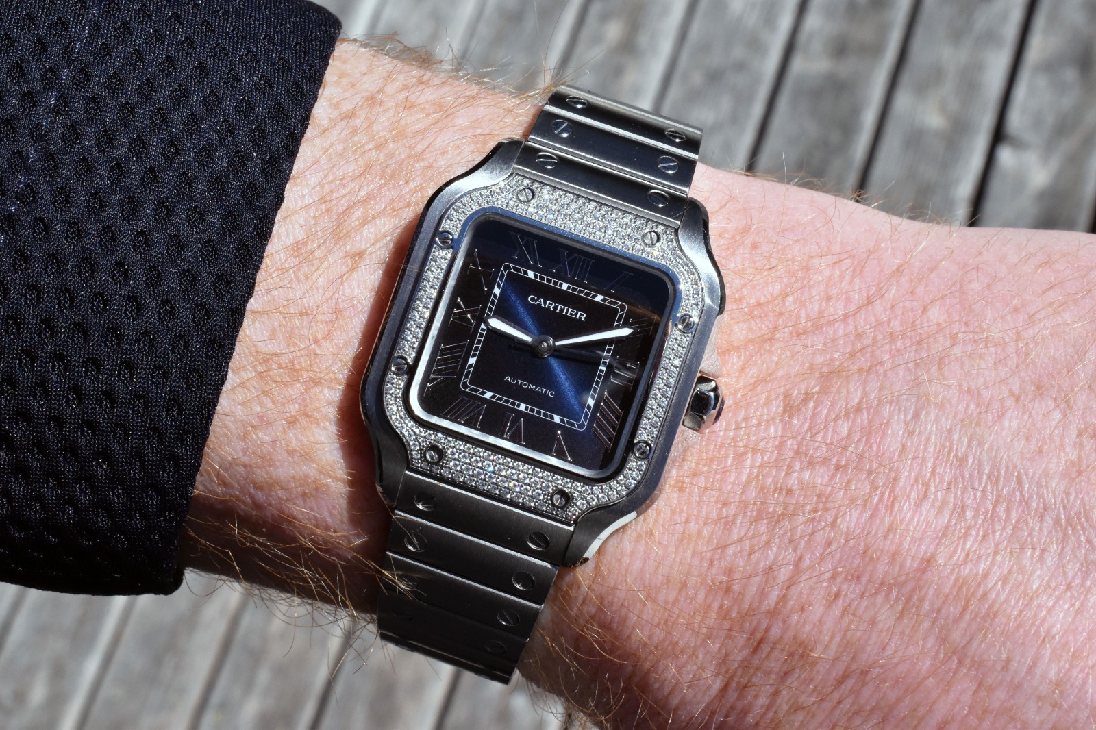 2024 Cartier Santos Medium Factory Diamond Bezel Blue Dial W4SA0006 4075 FS