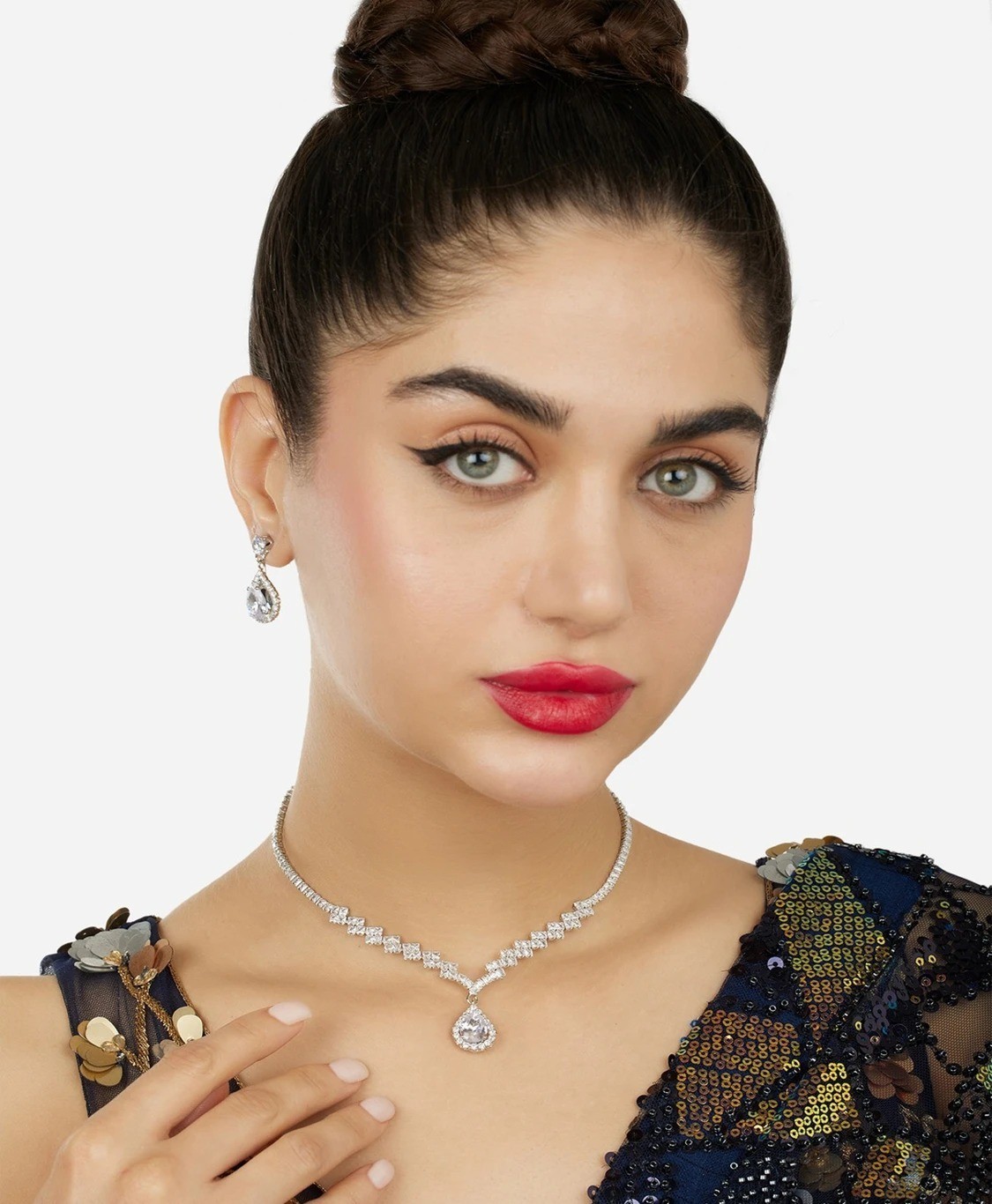 Elegant Teardrop Necklace & Earring Set – Timeless Every occasion lab created