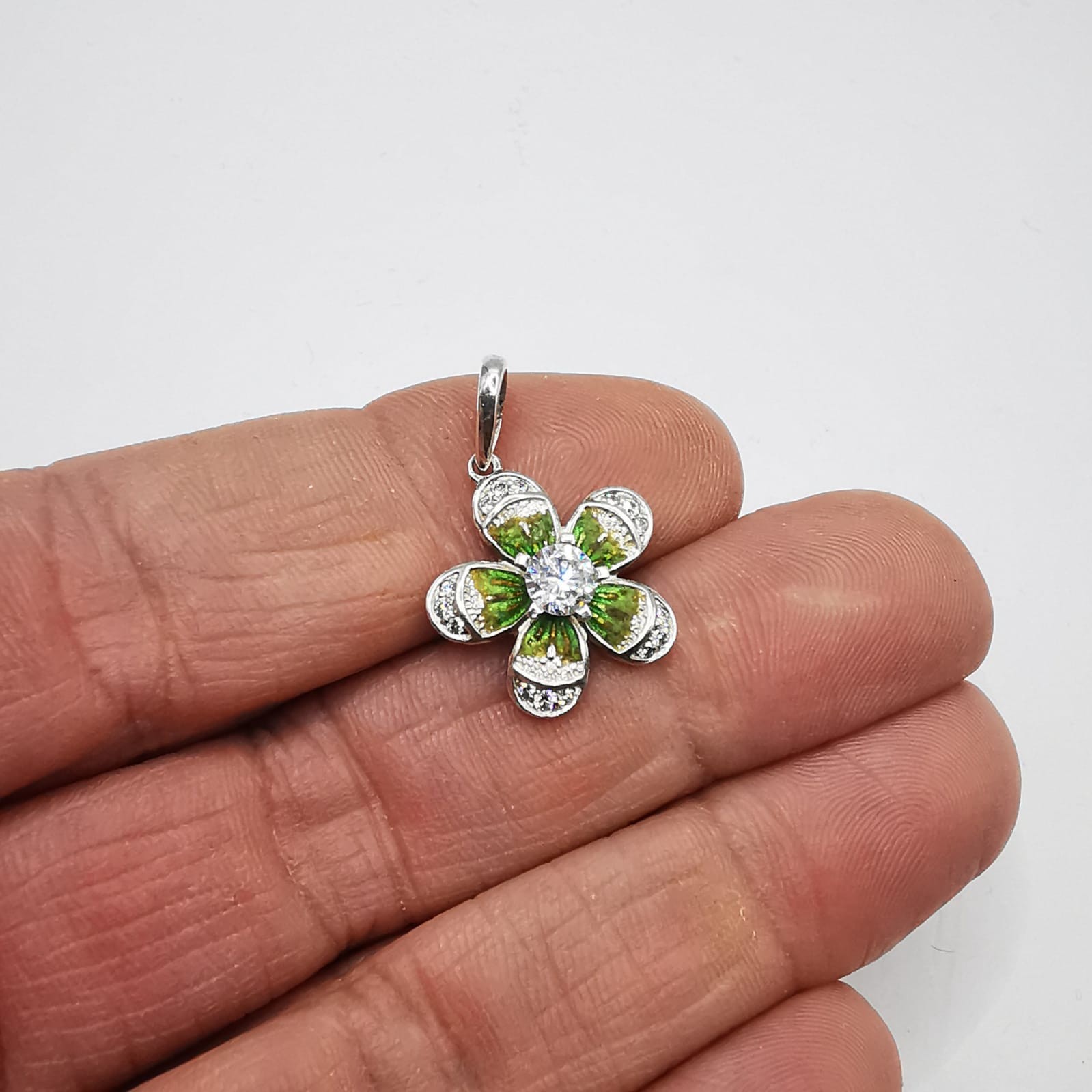 Vintage 925 Sterling Silver Green Enamel Flower Pendant Zircon Stone 2.33g