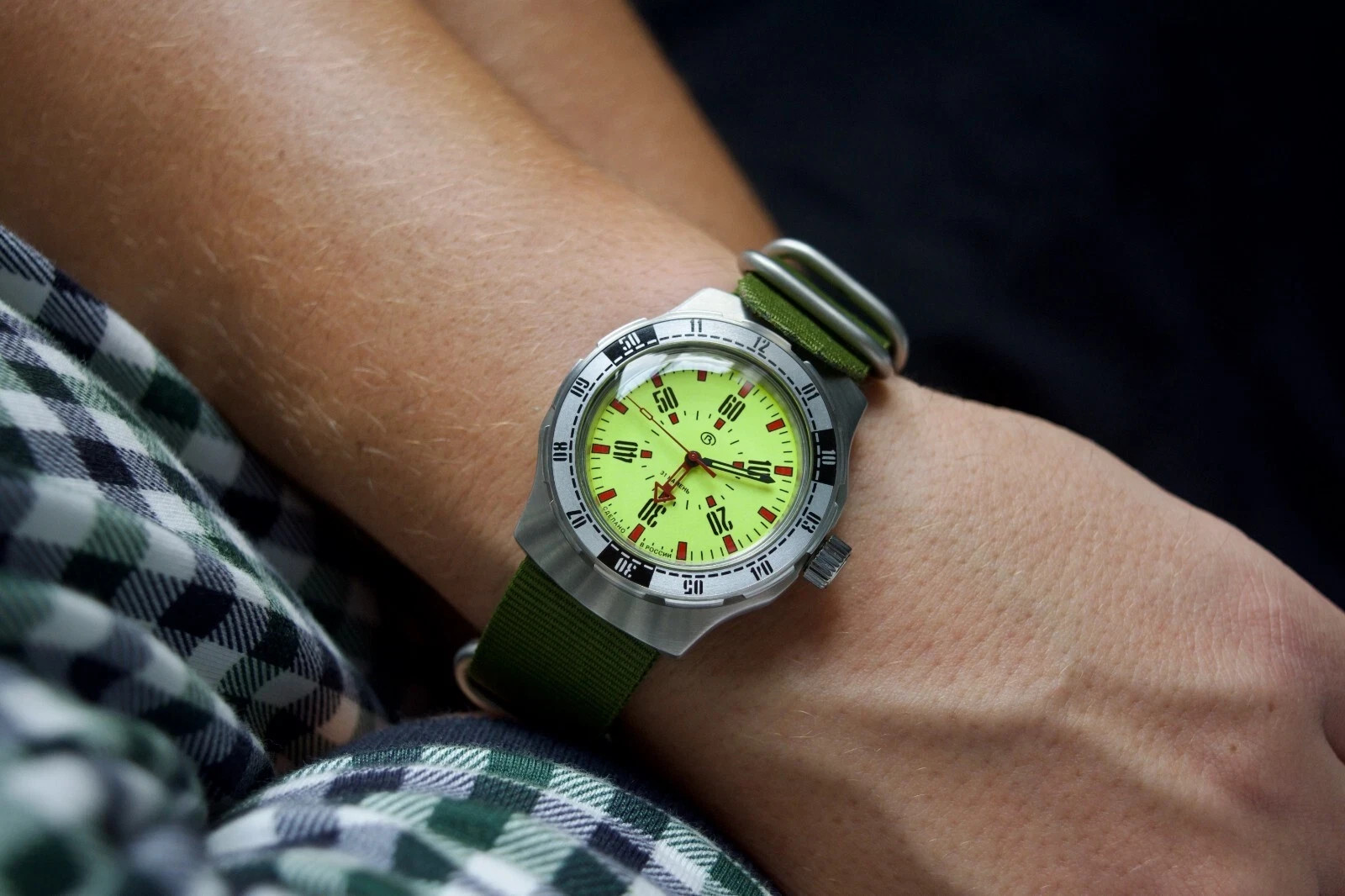 Vostok Amphibia 16032V Watch Automatic Pripyat Chernobyl USA Seller