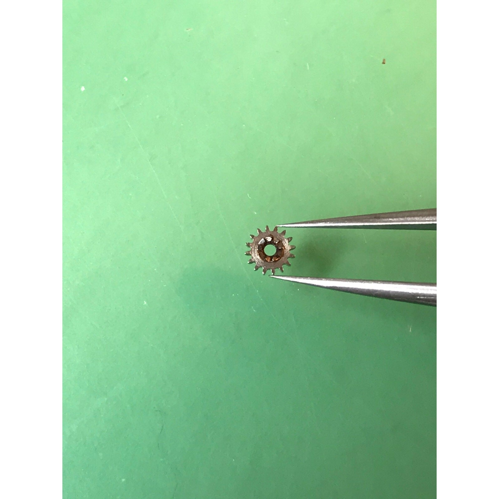 FHF ST Cal. 69-21 Winding Pinion Original Watch Part / T730