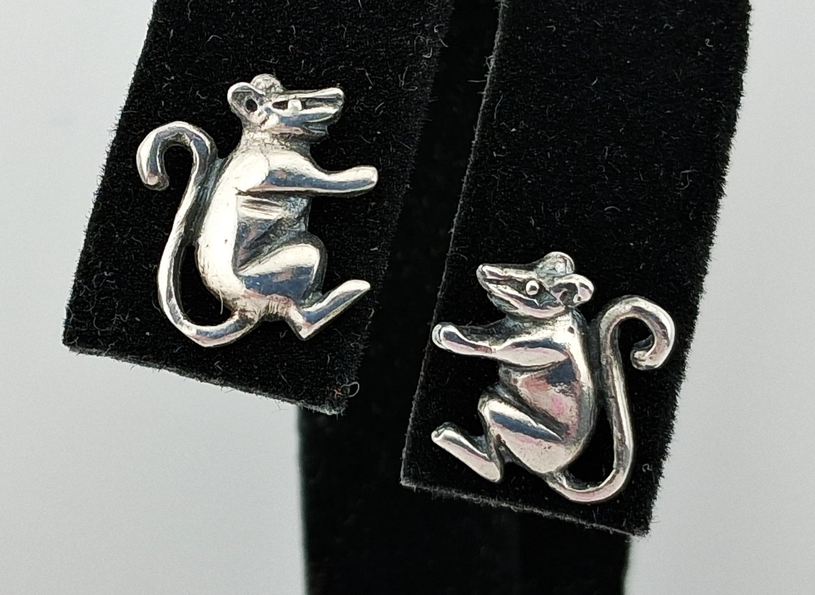 Cute Little Rats Mice Stud Earrings 10.7mm High 1.86g
