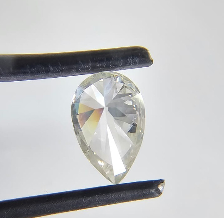 1.08ct 8.90×5.80×3.60mm Natural Fancy Loose Pear Rare Diamond VS Purity