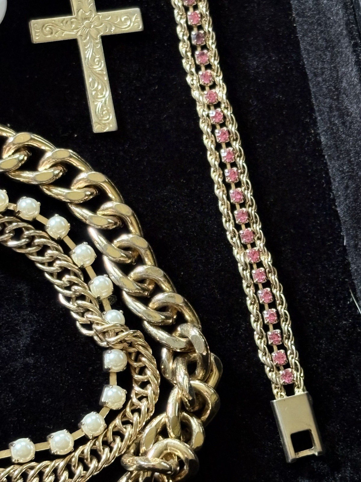 VTG Mix Estate Jewelry Lot 16pc White & Gold Tones Rhinestones All Wearable
