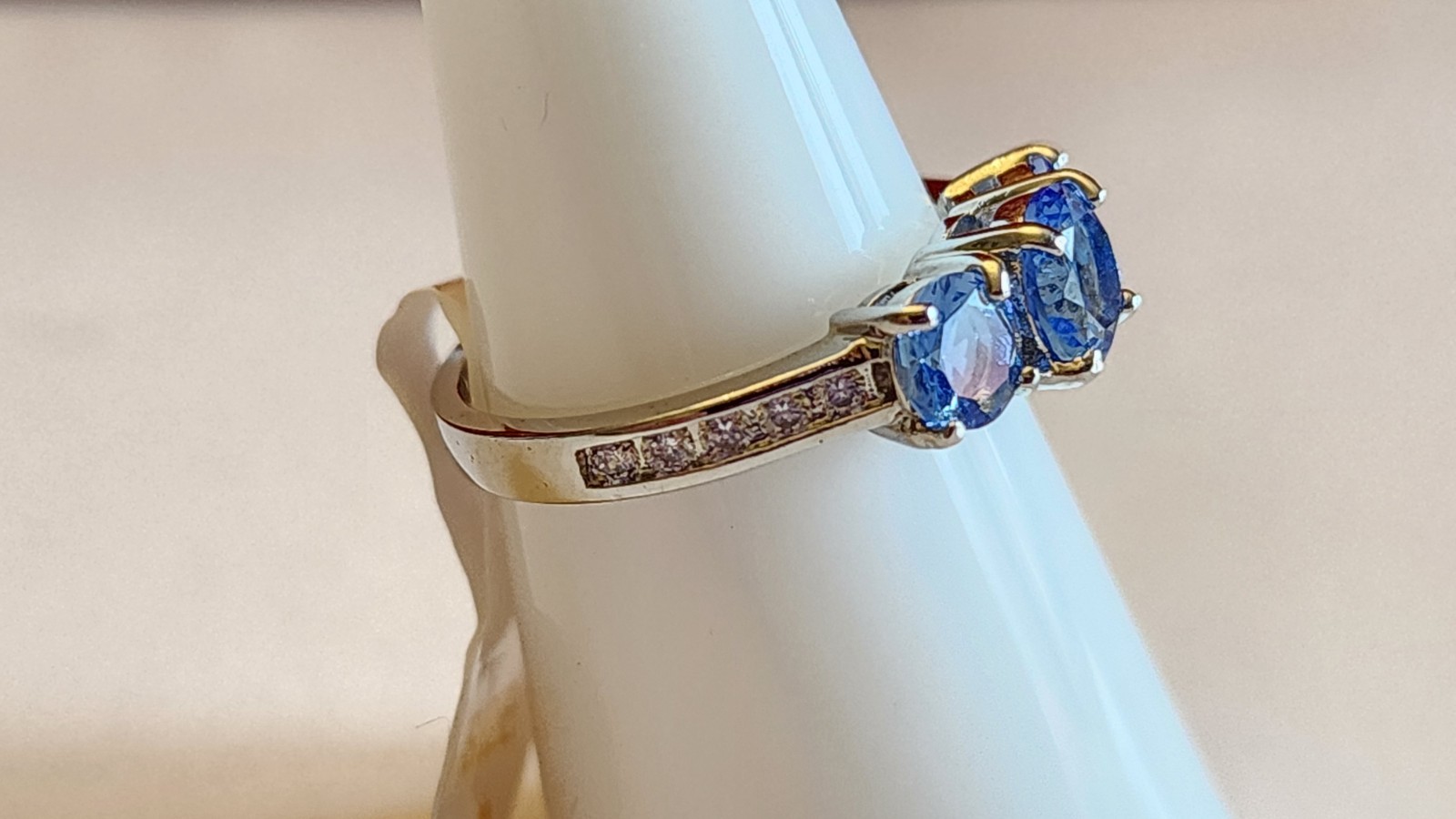 Bomb Party Bring Your Bliss Sapphire Rhodium Ring Size 7 RBP2448