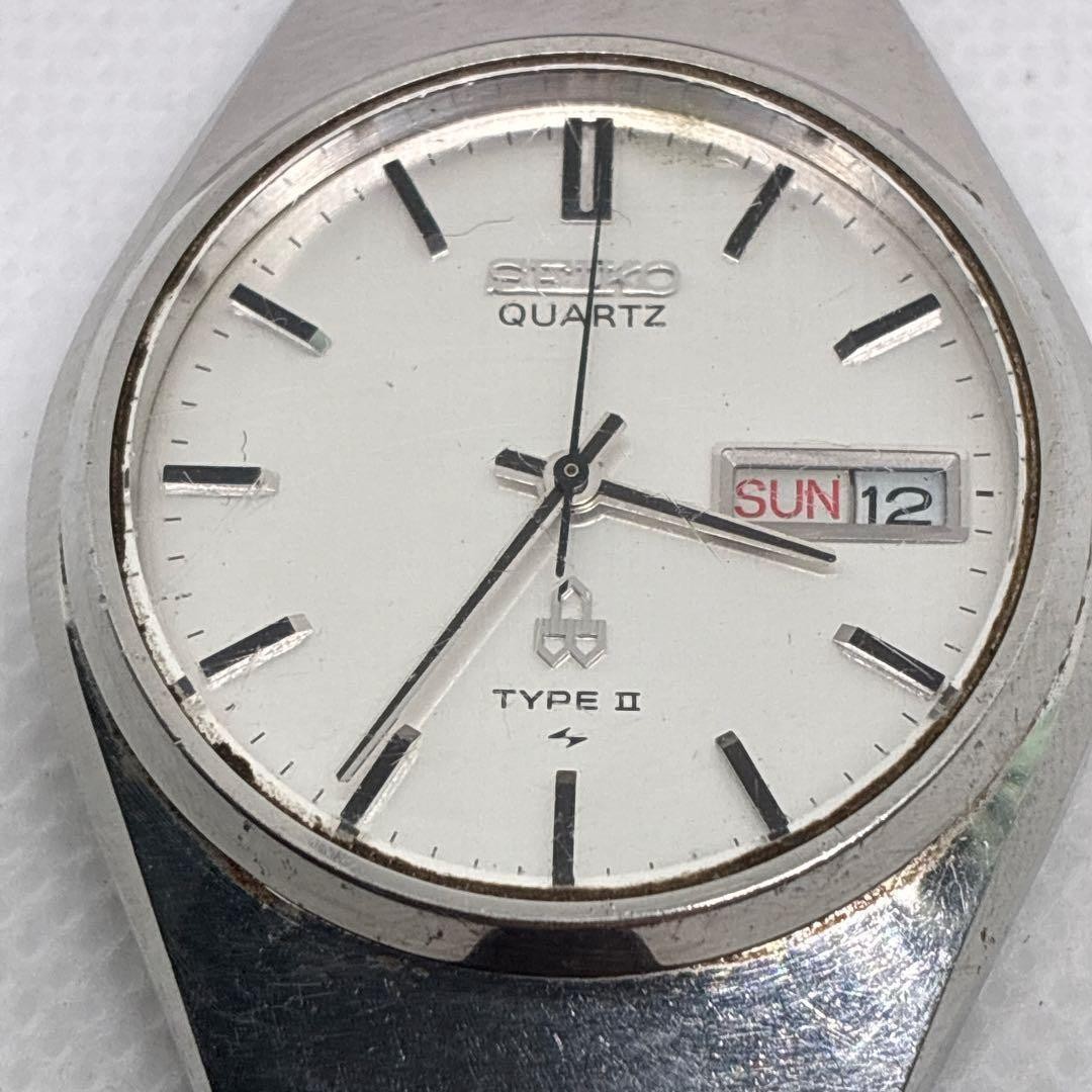 〇Excellent condition, fully functional SEIKO men’s watch, Day-Date Type Tw