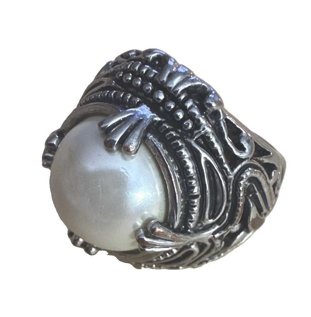 Designer Premier Designs Silver Toned Faux Mabe Pearl Openwork Ring Size 8.25