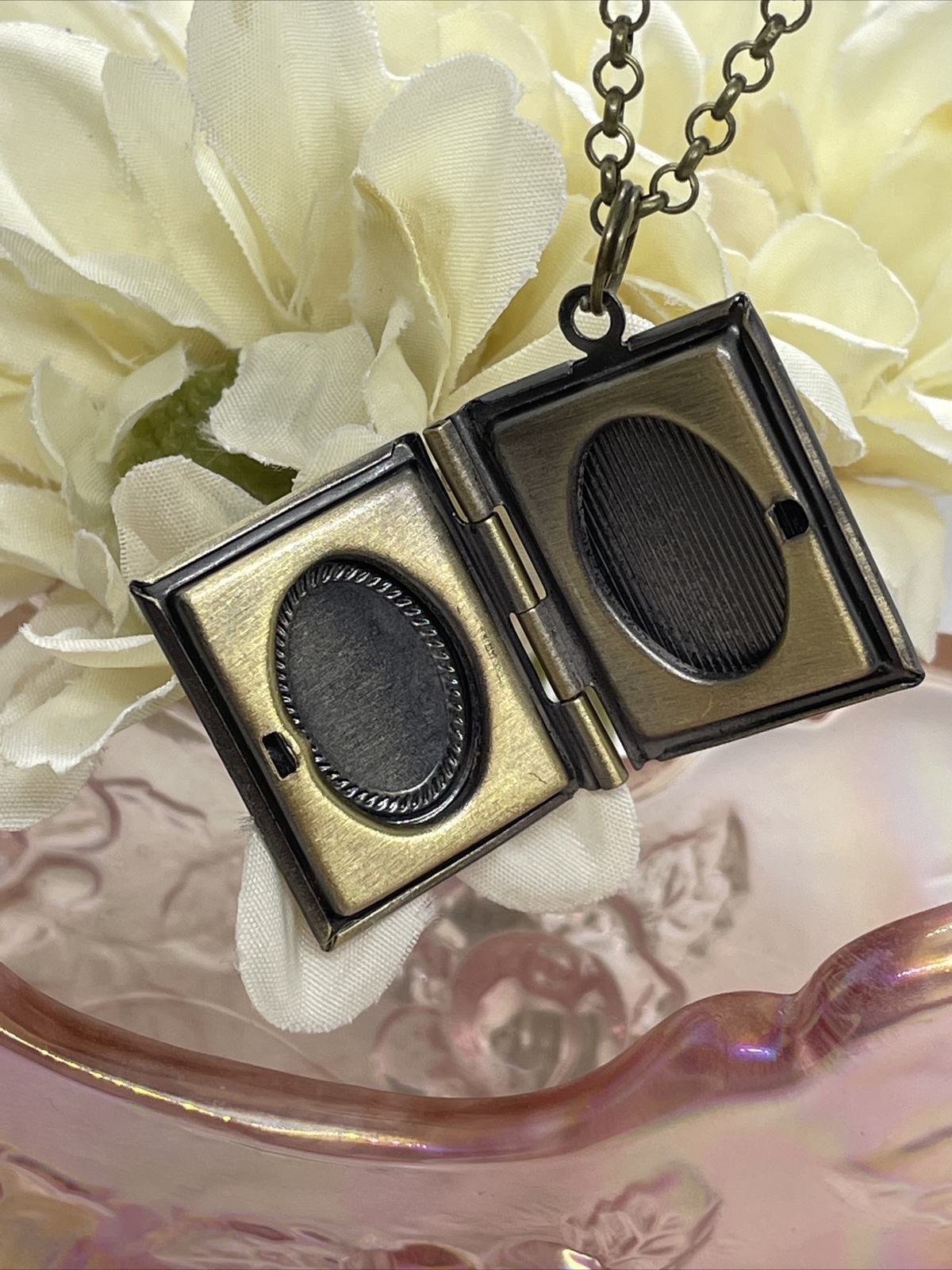 Book Bronze Gold Wedding Party Gift Locket Butterfly Cameo Birthday Bridesmaids